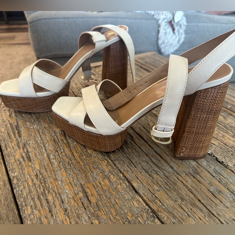Sam Edelman Cream Platform Sandal -SZ 10